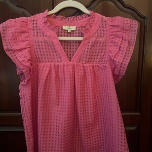 🩷entro Boutique Ruffle Blouse